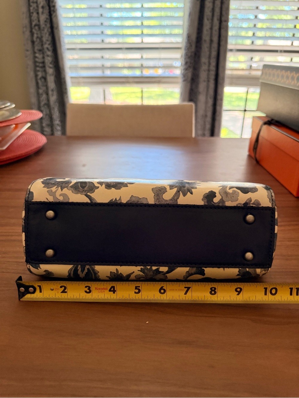 Patricia Nash Cream Floral Frame Clutch with Handle - Picture 6 of 9